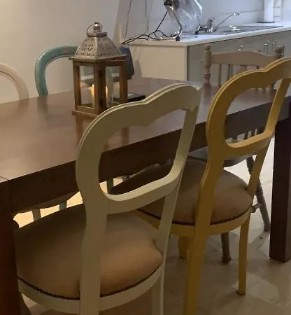 Apartman By The Beach *